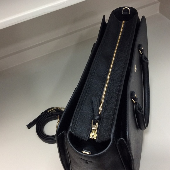 Tory Burch Black Leather Tote Bag *flawed* - Picture 14 of 15